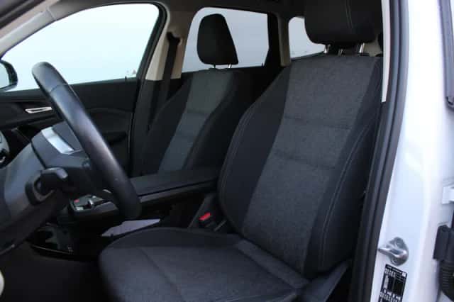 BMW X1 (2022) thumbnail 6