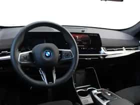 BMW iX1 (2026) thumbnail 12