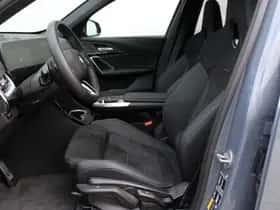 BMW iX1 (2026) thumbnail 7
