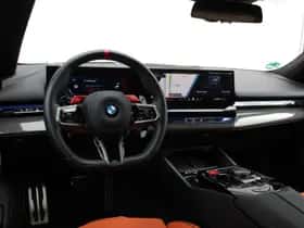 BMW M5 (2025) thumbnail 33