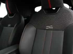 MINI Cabrio (2025) thumbnail 16