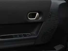 MINI Cabrio (2025) thumbnail 24