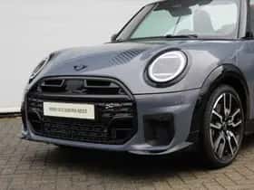 MINI Cabrio (2025) thumbnail 9