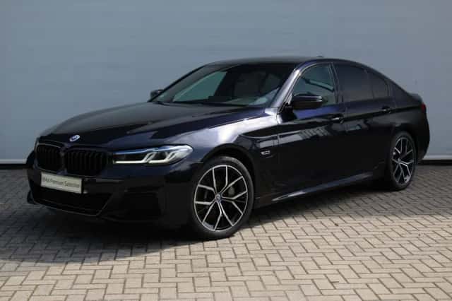 BMW 5-Serie (2022) thumbnail 1