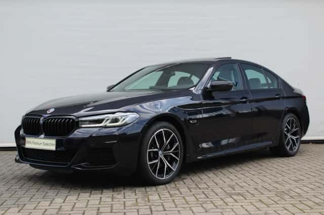 BMW 5-Serie (2022) thumbnail 1