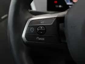BMW iX (2025) thumbnail 17