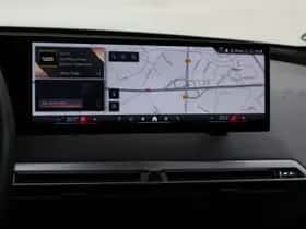 BMW iX (2025) thumbnail 26
