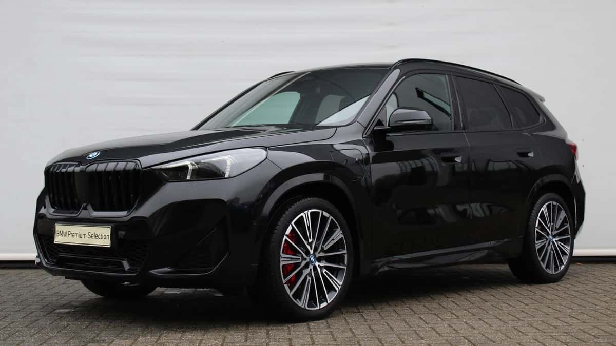 BMW X1 (2024) — foto 1