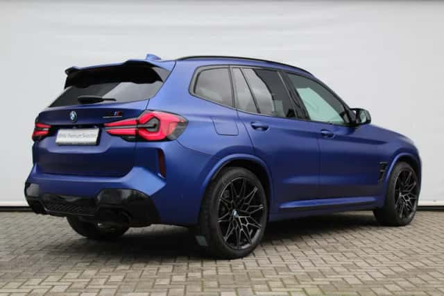 BMW X3 (2024) thumbnail 3
