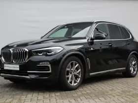BMW X5 (2021)