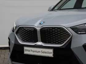 BMW iX2 (2025) thumbnail 15