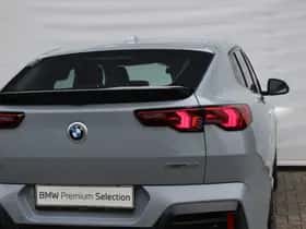 BMW iX2 (2025) thumbnail 16