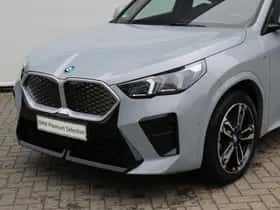 BMW iX2 (2025) thumbnail 26