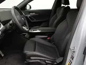 BMW iX2 (2025) thumbnail 7
