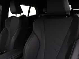 BMW iX2 (2025) thumbnail 9