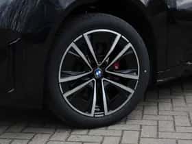 BMW iX3 (2026) thumbnail 11