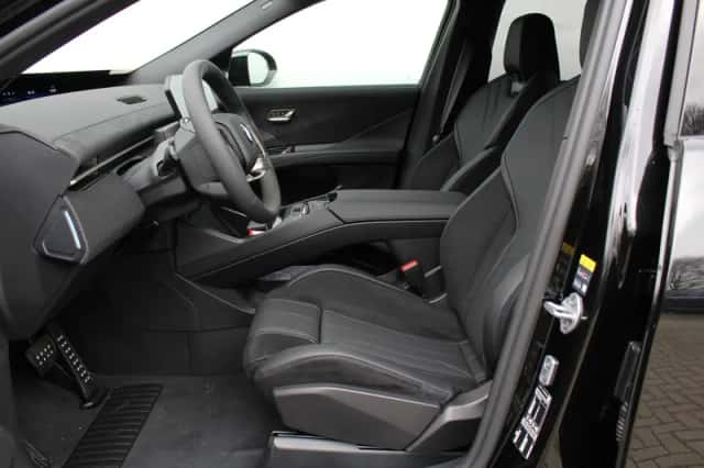 BMW iX3 (2026) thumbnail 6