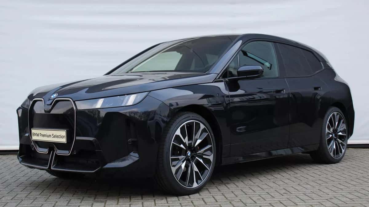 BMW iX (2026) — foto 1