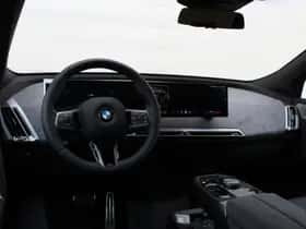 BMW iX (2026) thumbnail 12
