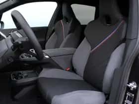 BMW iX (2026) thumbnail 8