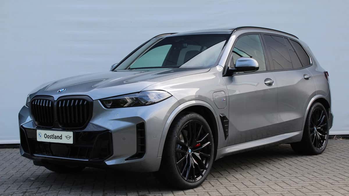 BMW X5 (2026) — foto 1