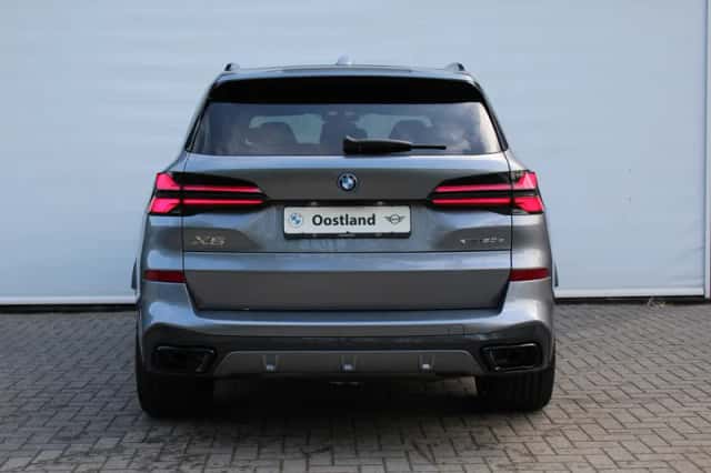 BMW X5 (2026) thumbnail 5