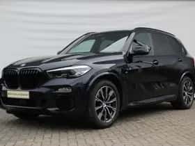 BMW X5 (2021)