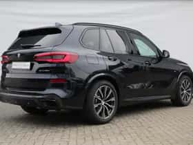 BMW X5 (2021) thumbnail 2