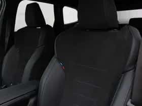 BMW iX1 (2025) thumbnail 9