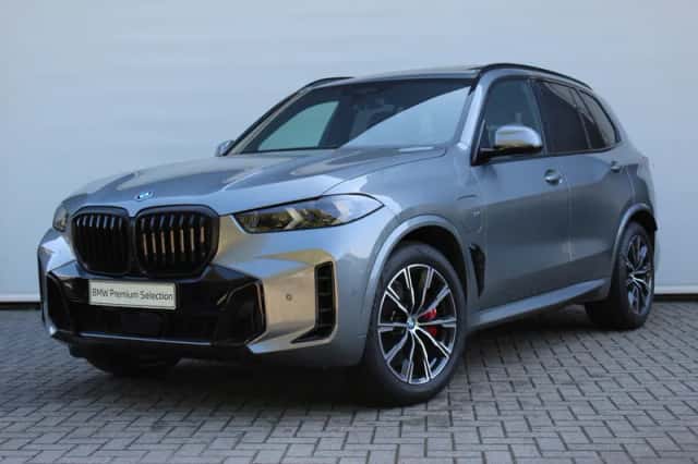 BMW X5 (2025) thumbnail 1