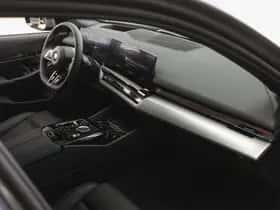 BMW i5 (2026) thumbnail 14