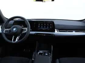 BMW iX1 (2026) thumbnail 12