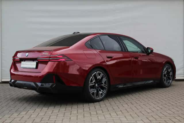 BMW 5-Serie (2025) thumbnail 3