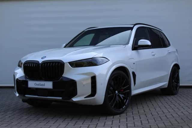 BMW X5 (2026) thumbnail 1