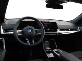 BMW iX2 (2026) thumbnail 11
