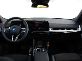 BMW iX2 (2026) thumbnail 12