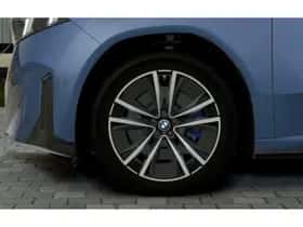 BMW iX3 (2026) thumbnail 6