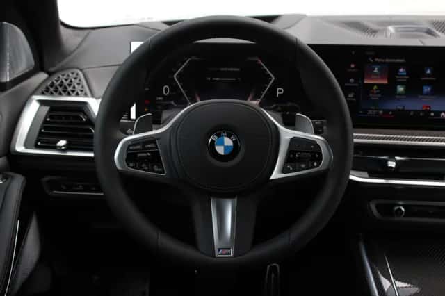 BMW X7 (2026) thumbnail 3