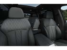 BMW X7 (2026) thumbnail 10