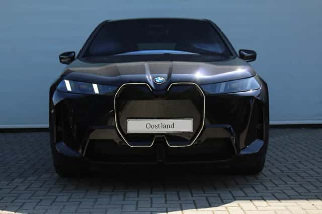BMW iX (2026) thumbnail 4