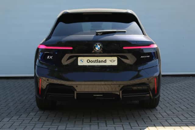 BMW iX (2026) thumbnail 5