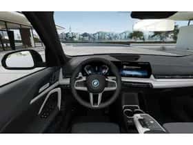 BMW iX1 (2026) thumbnail 7