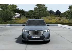 BMW iX1 (2026) thumbnail 3