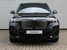 BMW iX1 (2026) thumbnail 2
