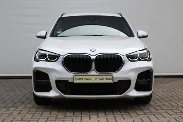 BMW X1 (2021) thumbnail 5