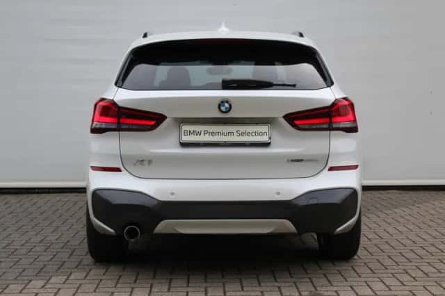 BMW X1 (2021) thumbnail 6