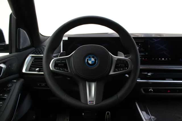 BMW X5 (2026) thumbnail 3