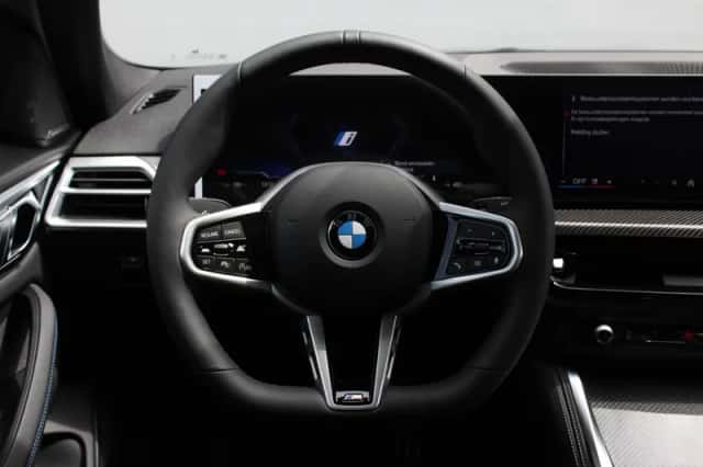 BMW i4 (2026) thumbnail 3