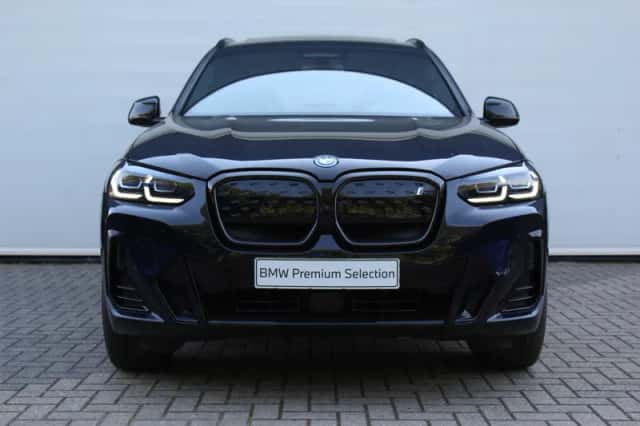 BMW iX3 (2022) thumbnail 5