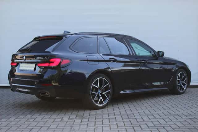 BMW 5-Serie (2023) thumbnail 2